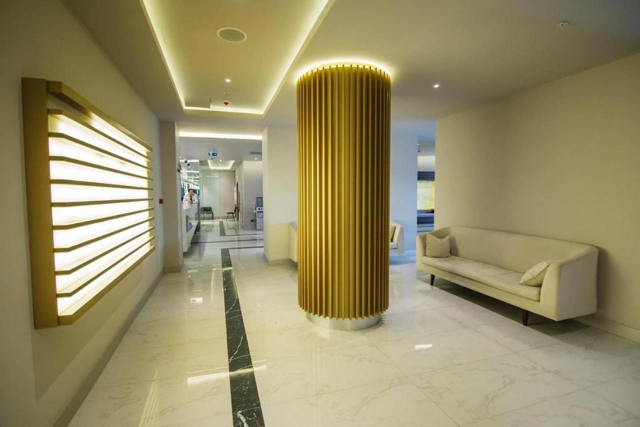 Batumi Aparthotel Orbi Twin Skyscraper Екстер'єр фото